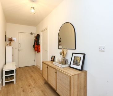 Apartment to rent - Brandram Road, London, SE13 - Photo 4