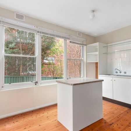 SPACIOUS TWO BEDROOM UNIT - Photo 3