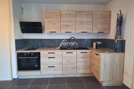 Location Appartement 1 pièce 29m² DRAGUIGNAN 83300 - Photo 2