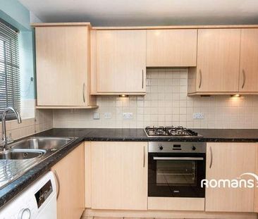 Wiltshire Crescent, Basingstoke, Hampshire, RG22 - Photo 3