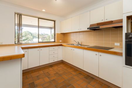 Updated 2 Bedroom unit with filtered views of the water in Little Beach Nelson Bay - Photo 4
