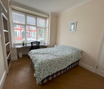 🌟Large Double Rooms In Comfortable House - Photo 1