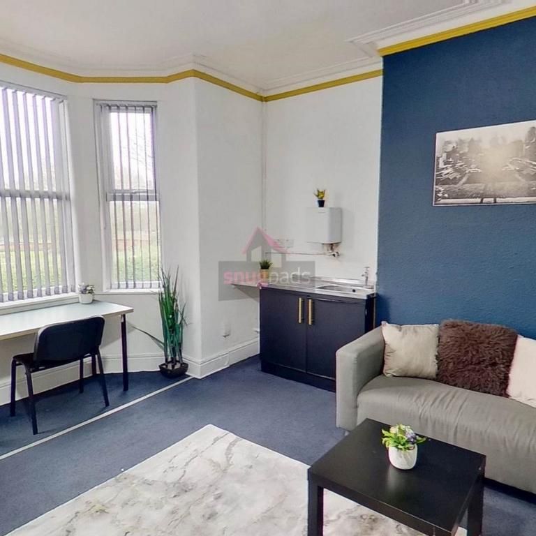 Studio to rent - Photo 1