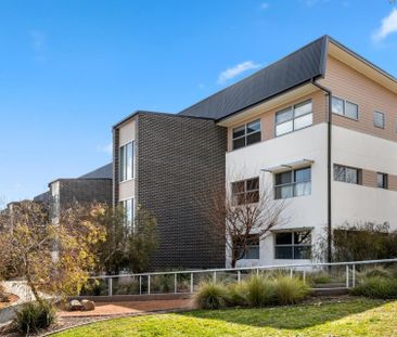 Level 3/73/121 Easty Street, Phillip - Photo 1