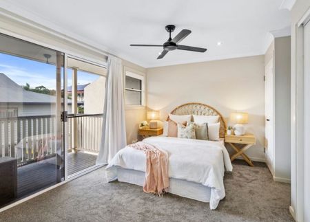 Elevated Family Home with Beautiful Gardens - Photo 4