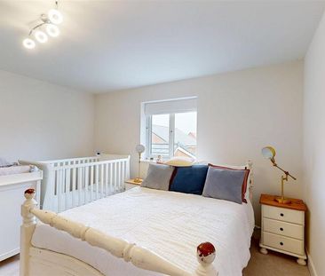 3 bedroom semi-detached house to rent - Photo 6