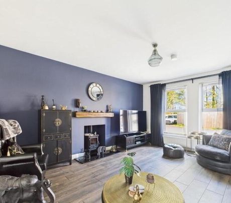 7 Gibsons Park, Lurgan, BT66 7XE - Photo 1