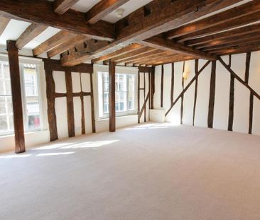3 bedroom apartment to rent - Photo 2
