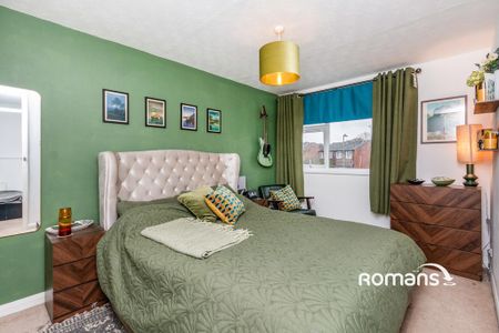 3 bedroom terraced house to rent - Photo 4