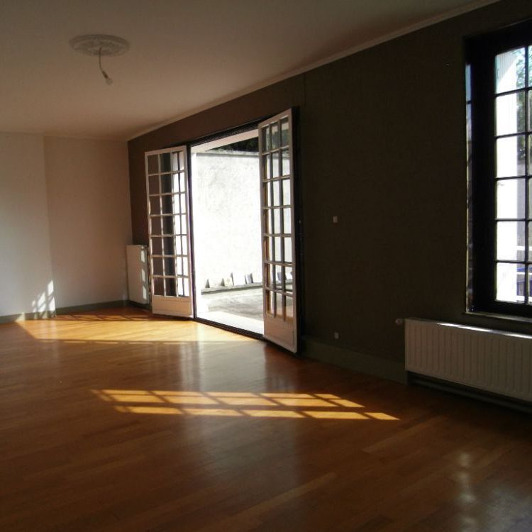 Location Appartement 6 pièces 137m² - Photo 1