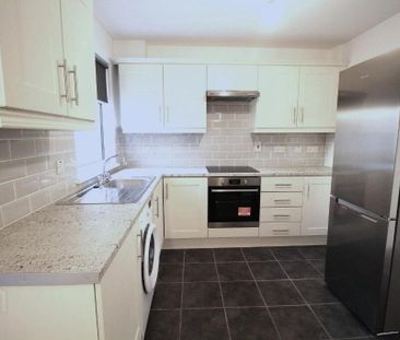 11 Devon Drive, Belfast, BT4 1LF - Photo 2