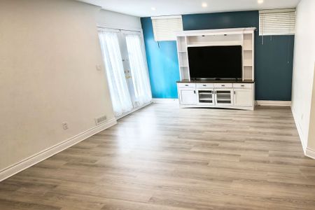 For Lease - 301 Weldrick Road Unit# BASEMENT, Richmond Hill, Ontario - Photo 5