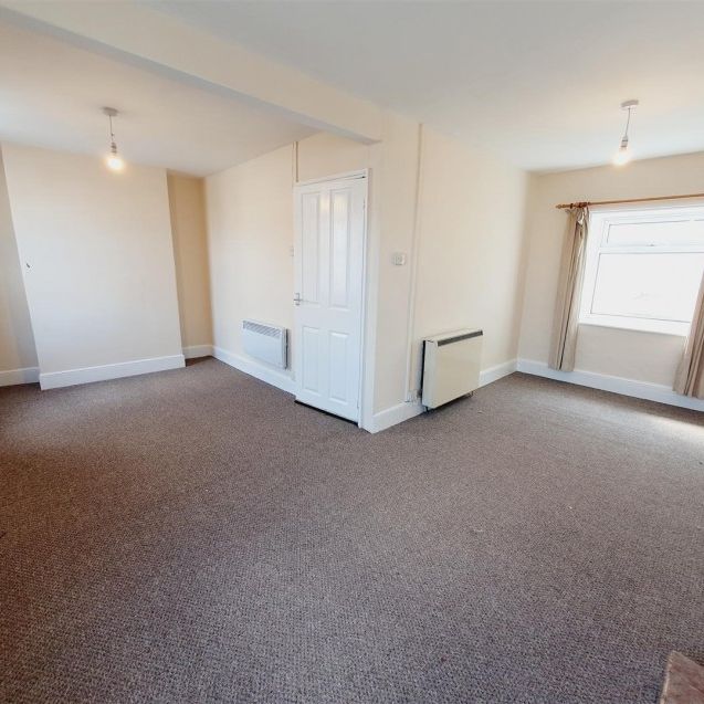 2 Bedroom Flat to Rent in Montagu Street, Kettering, Northants, NN16 - Photo 1