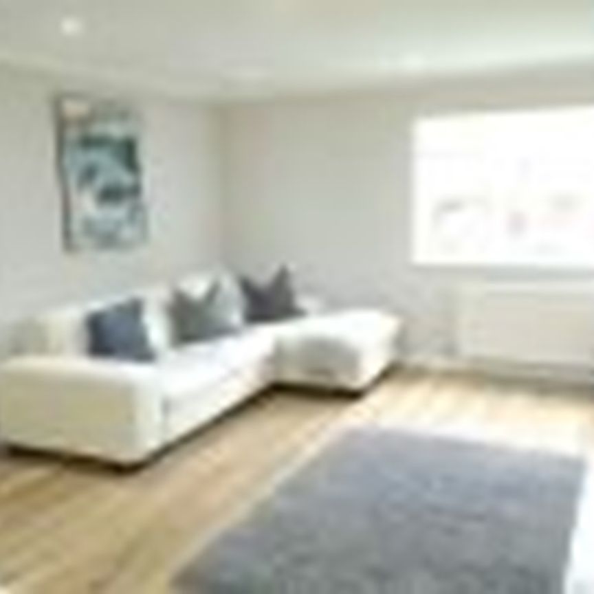 3 Bed Detached House, Orrok Park, EH16 - Photo 1