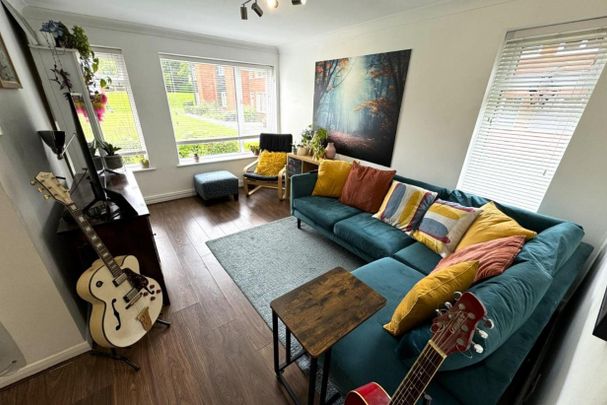 Blackmoor Court, Alwoodley, Leeds - Photo 1