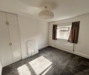 3 bed Semi-Detached - To Let - Photo 3