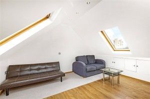 Rowditch Lane, London, SW11 - Photo 4