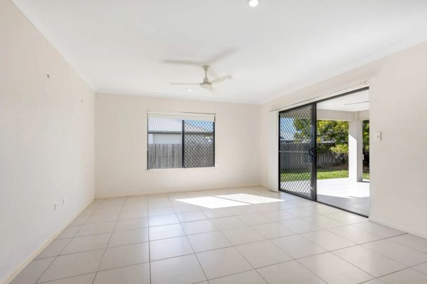 Relaxed Living! - Photo 1