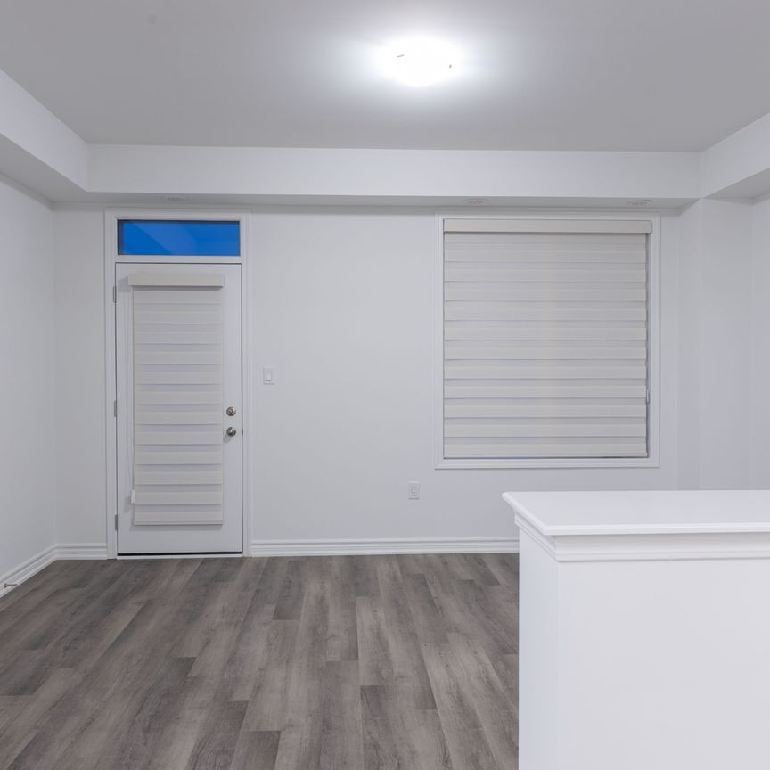 For Lease - 32 Elmer Moss Avenue, Caledon, Ontario - Photo 1