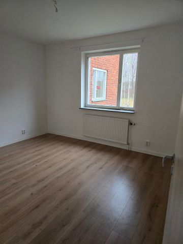 Köpmangatan, Sköldinge - Foto 2