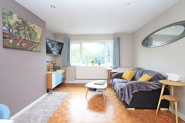 2 bedroom maisonette to rent - Photo 1