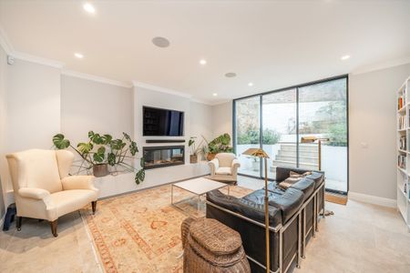 Prince Of Wales Road, Haverstock, NW5, London - Photo 3