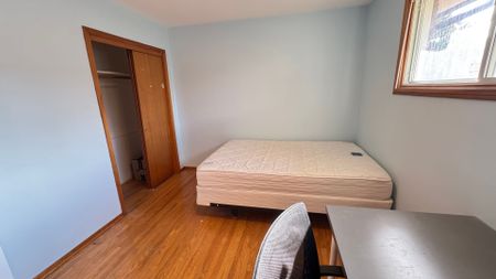 For Lease - 122 Rifle Range Road Unit# #Furnished, Hamilton, Ontario - Photo 3