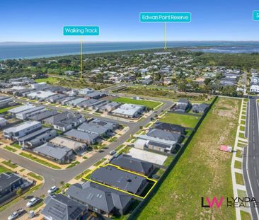 Coastal Comfort in The Heart of St Leonards - Photo 5