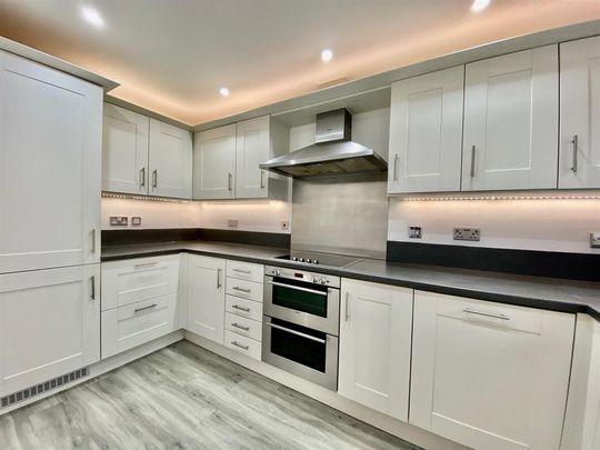 2 bedroom apartment to rent - Photo 1