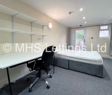 8 Bedroom Mid Terraced House for rent in Ash Grove - Photo 6