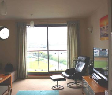 Price £1,600 pcm - Available 20/12/2025 - Unfurnished - Photo 2