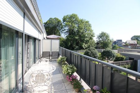 Een appartement op de eerste verdieping - met terras, kelderberging en garage - Photo 3