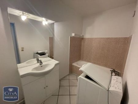 Location Appartement 2 pièces 42m² CHATEAUROUX 36000 - Photo 3