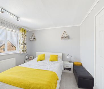 3 bedroom House in Grange Road, Bracknell - Photo 5