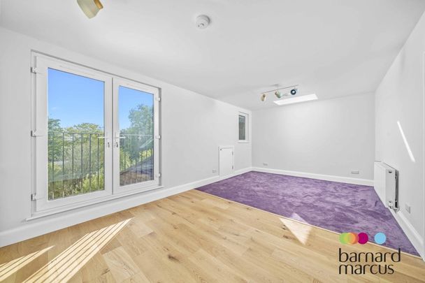Alexandra Park Road - Photo 1