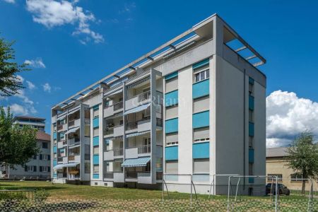 Bel appartement à proximité de toutes les commodités - Foto 2