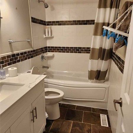 For Lease - 2574 Oak Row Crescent, Mississauga, Ontario - Photo 1