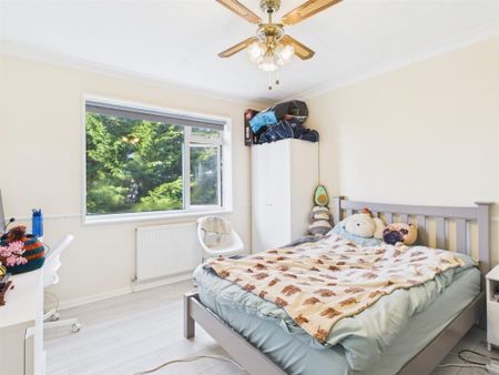 Staplefield Drive, Brighton - Photo 5