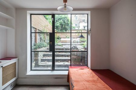 4 bedroom terraced house to rent - Photo 5