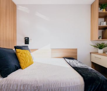 First Floor Five Bed Cluster - Photo 1