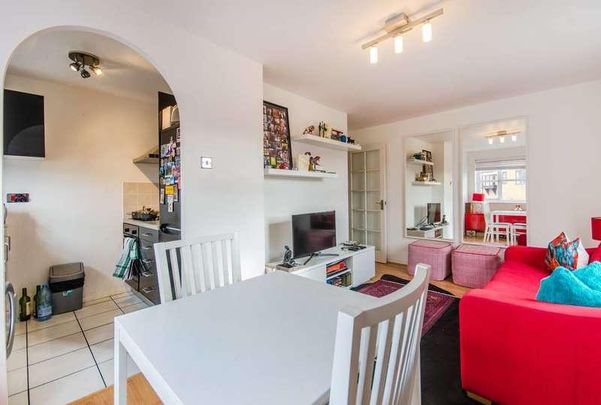 John Williams Close, New Cross, SE14 - Photo 1