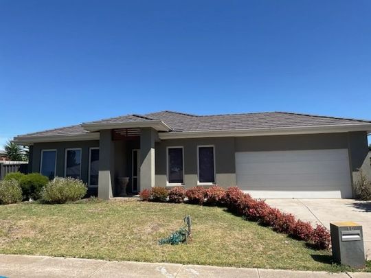 10 Rebecca Way, Gisborne - Photo 1
