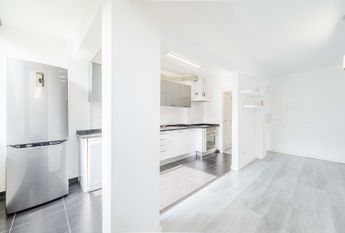 APARTAMENTO T4 EM ALFRAGIDE MOBILADO