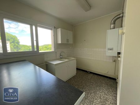 Location Appartement 4 pièces 80m² BOURGES 18000 - Photo 4