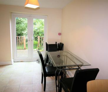 6 bedroom private hall to rent - Photo 1