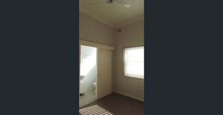 One Bedroom Unit - Photo 4