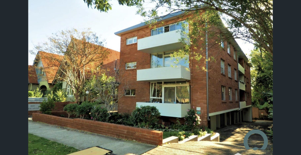 Two Bedroom Apartment in the Heart of Mosman - Photo 1