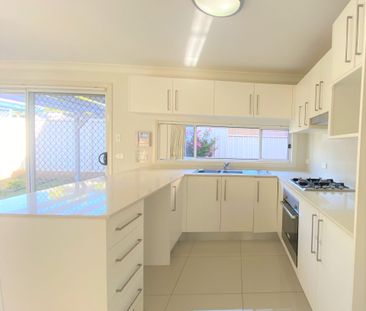 3 Bedrooms Duplex with Extra Study Room and Ducted Air Conditioning - Photo 6