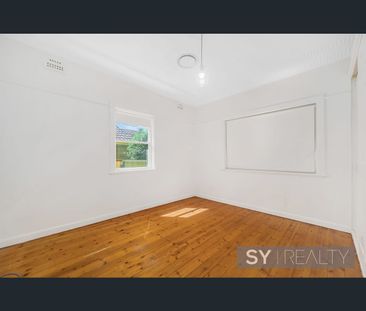13 Smith Street, St Marys, NSW 2760 - Photo 2