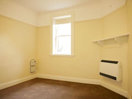 Light Filled Loft - Photo 3